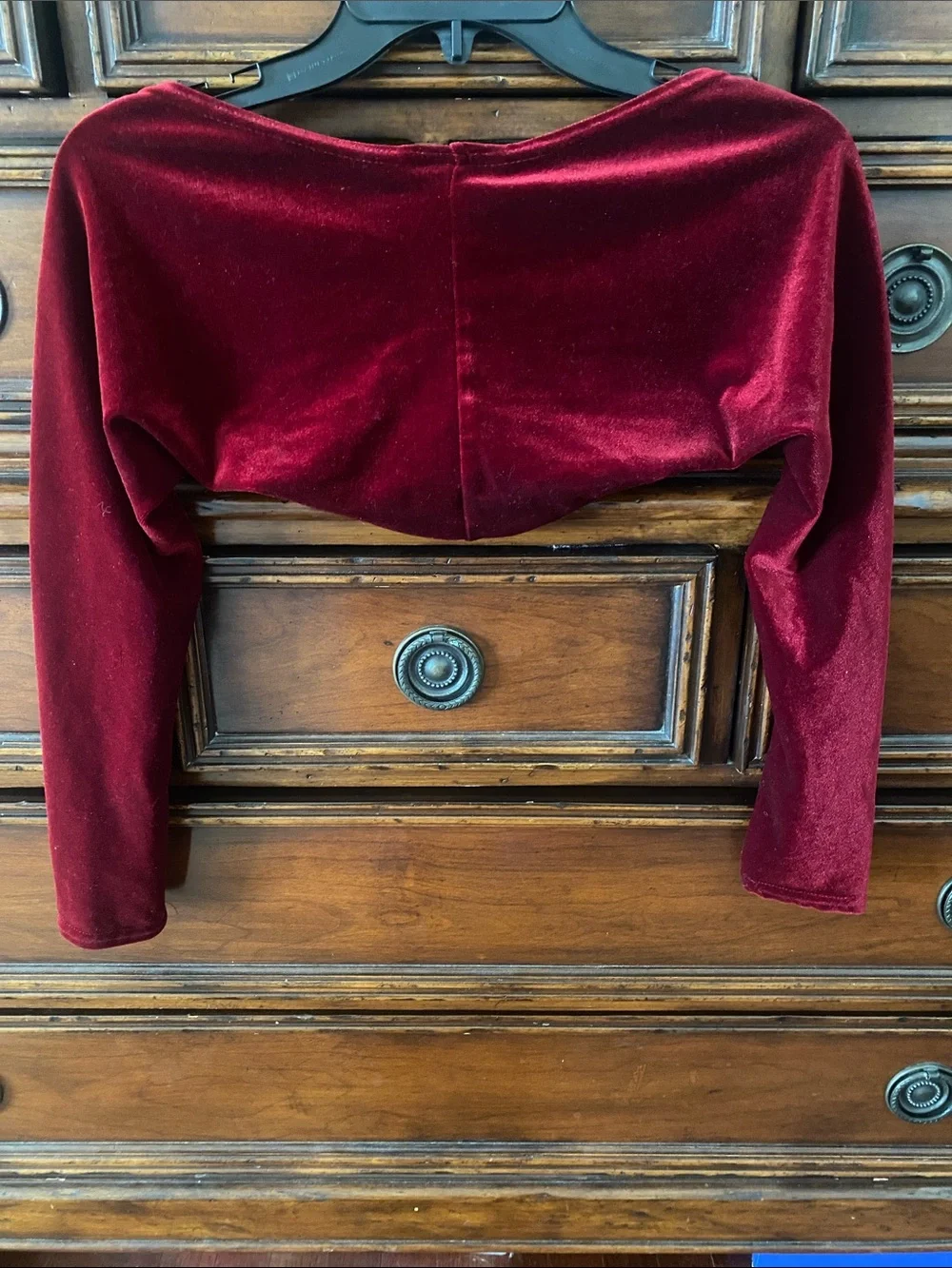 Sweet Heart Rose Burgundy Velvet Cropped Shrug